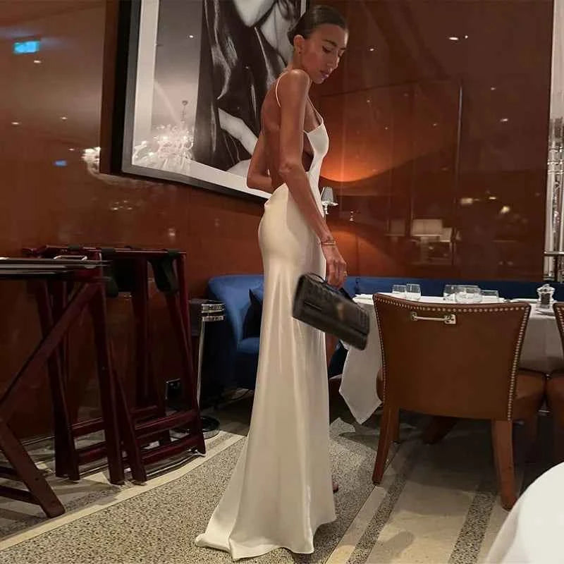 Elegant Lace Satin Spliced Women's Summer Dress Loose V-neck Sleeveless Backless Long Sundress 2026 Lady Chic Beach Party Robes