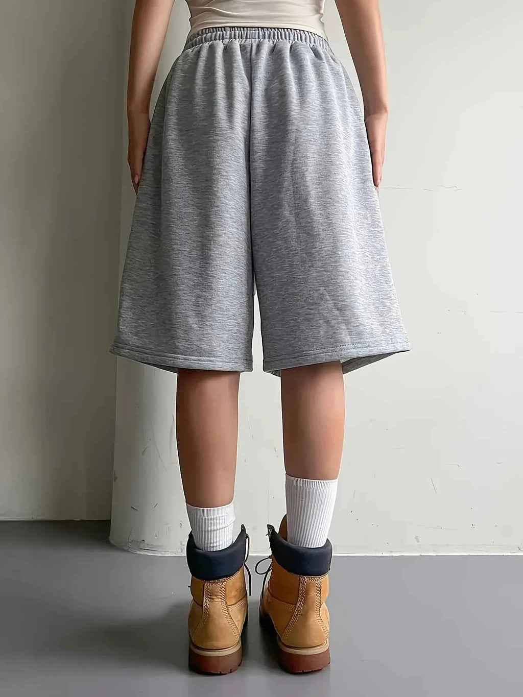Women'S Casual Athletic Shorts Elastic Waist Wide Leg Straight Bermuda Shorts Mid-Length Loose Drawstring Shorts