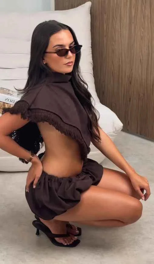 Women Solid 2 Piece Set Sleeveless Fringe Trim Triangle Wrap Crop Top Elastic Waist Bubble Mini Shorts Vacation Beach Outfit